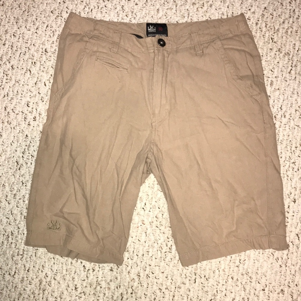 beige cotton short